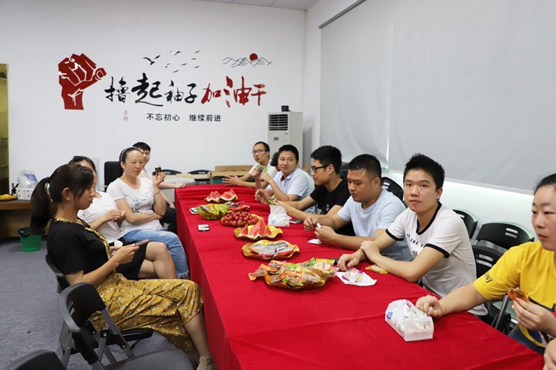 油煙凈化器，油煙凈化設(shè)備，油煙凈化機