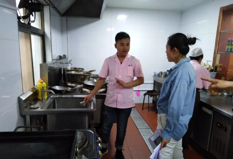 油煙凈化器，油煙凈化設(shè)備，油煙凈化機(jī)