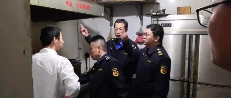 油煙凈化器，油煙凈化設(shè)備，油煙凈化機(jī)