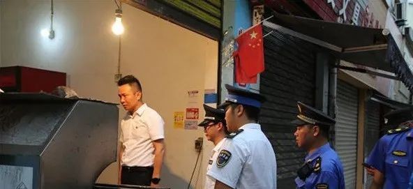 油煙凈化器，油煙凈化設(shè)備，油煙凈化機