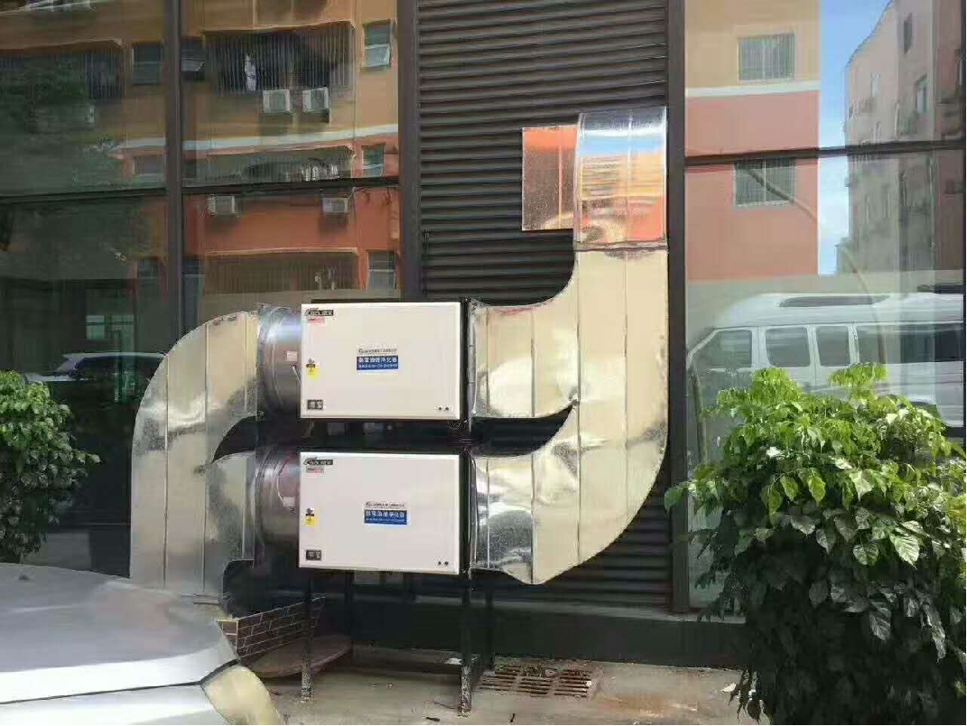 油煙凈化器，油煙凈化設(shè)備，油煙凈化機