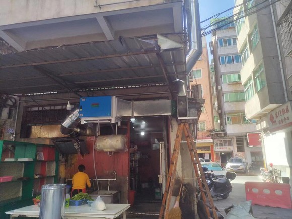 油煙凈化器，油煙凈化設(shè)備，油煙凈化機(jī)